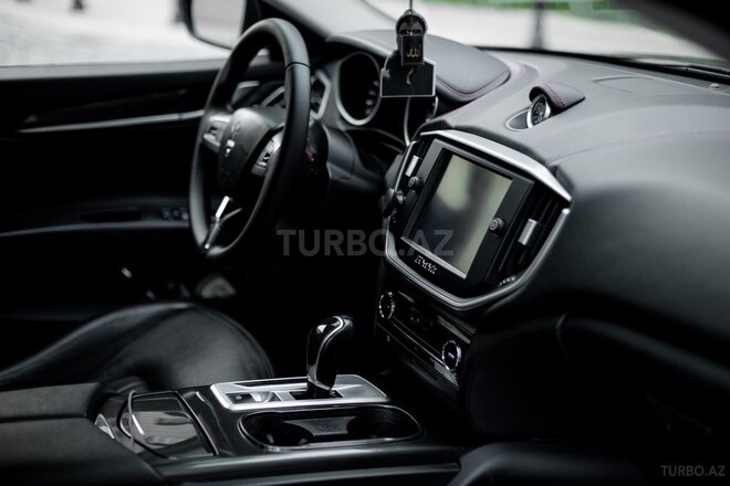 Maserati Ghibli 2015, 80,000 km - 3.0 l - Bakı