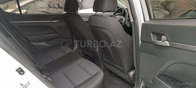Hyundai Elantra 2016, 92,000 km - 1.6 l - Bakı