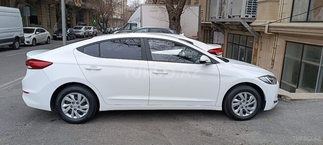 Hyundai Elantra 2016, 92,000 km - 1.6 l - Bakı
