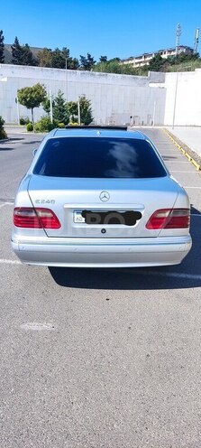 Mercedes E 240 2001, 400,000 km - 2.6 l - Bakı