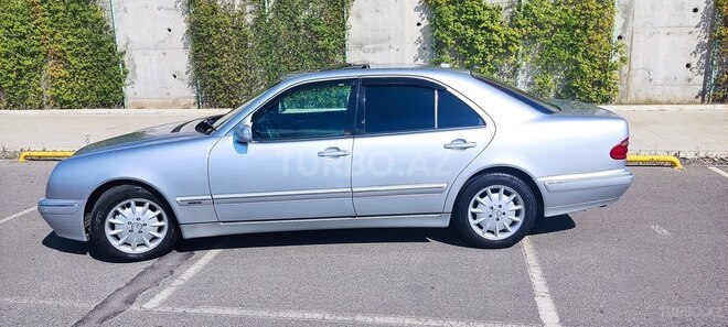 Mercedes E 240 2001, 400,000 km - 2.6 l - Bakı