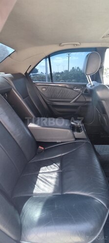 Mercedes E 240 2001, 400,000 km - 2.6 l - Bakı