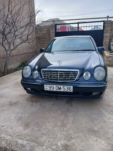 Mercedes E 270 2001, 596,340 km - 2.7 l - Bakı