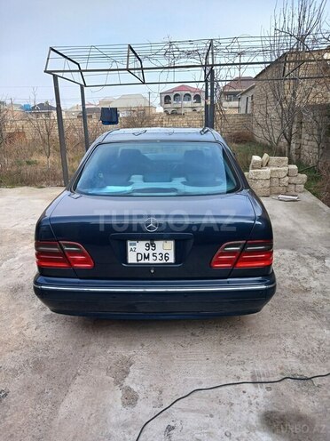 Mercedes E 270 2001, 596,340 km - 2.7 l - Bakı