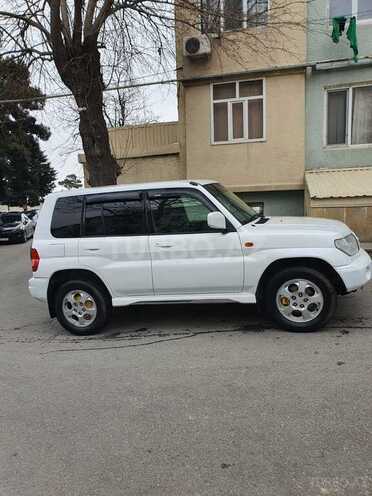 Mitsubishi Pajero io 2000, 256,000 km - 1.8 l - Bakı