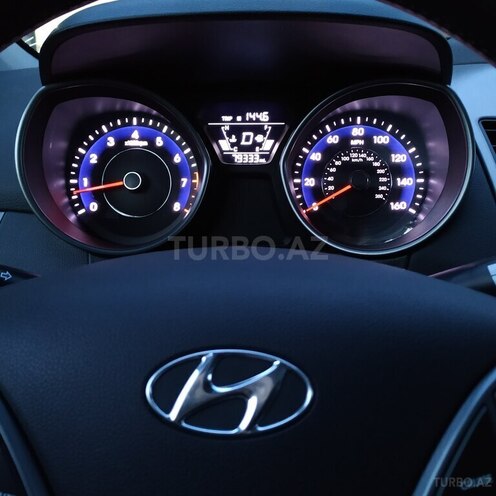 Hyundai Elantra 2015, 127,621 km - 1.8 l - Bakı