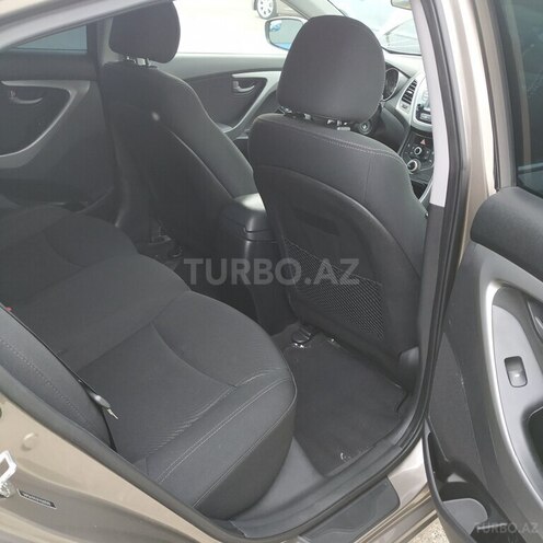 Hyundai Elantra 2015, 127,621 km - 1.8 l - Bakı