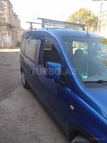 Opel Combo 2004, 300,000 km - 1.4 l - Gəncə