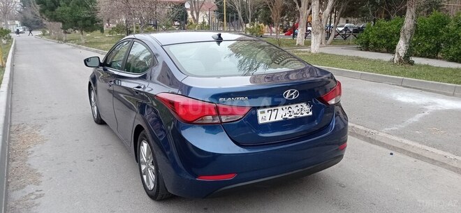 Hyundai Elantra 2015, 236,574 km - 1.8 л - Bakı