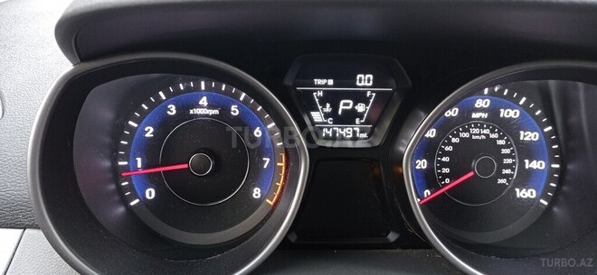 Hyundai Elantra 2015, 236,574 km - 1.8 л - Bakı