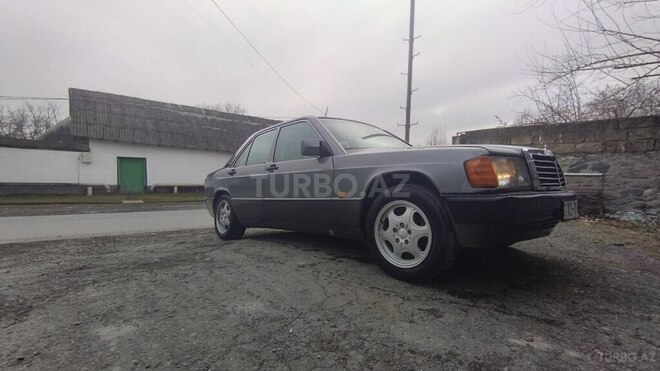 Mercedes 190 1993, 111,100 km - 2.0 л - Qəbələ