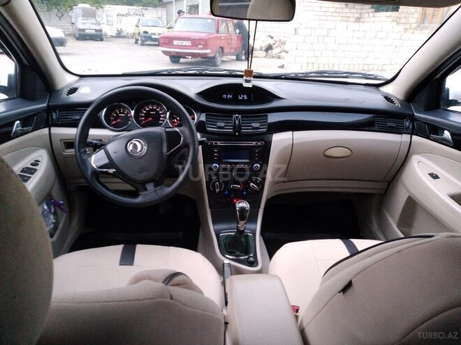 DongFeng Aeolus S30 2014, 261,000 km - 16.0 l - Sumqayıt