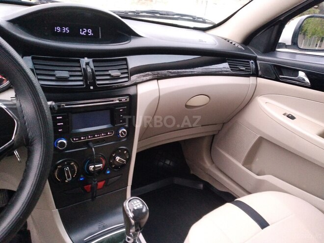 DongFeng Aeolus S30 2014, 261,000 km - 16.0 l - Sumqayıt