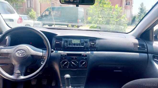 Toyota Corolla 2005, 220,000 km - 1.4 l - Bakı