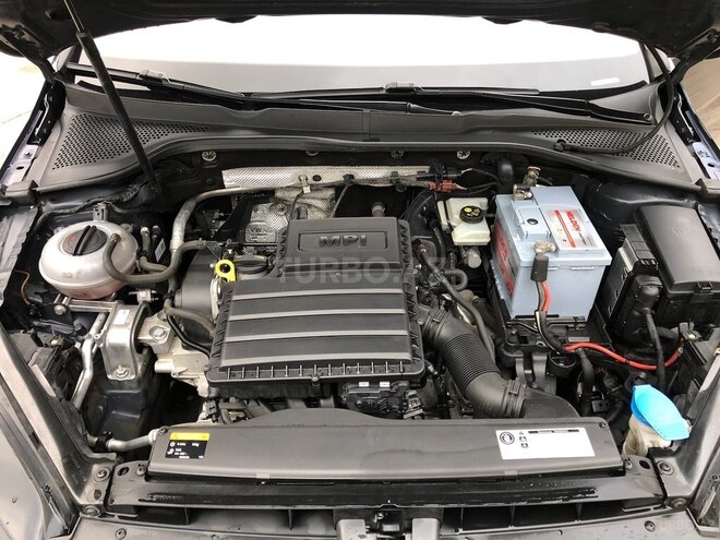 Volkswagen Golf 2015, 92,000 km - 1.6 l - Bakı