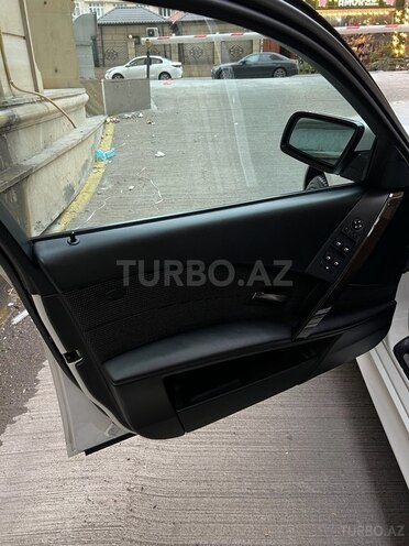 BMW 525 2006, 108,000 km - 2.5 l - Bakı