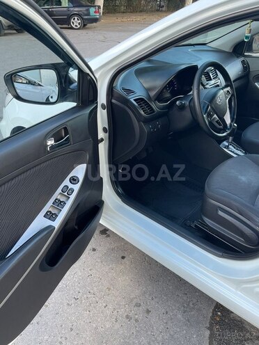 Hyundai Accent 2013, 213,000 km - 1.6 л - Bakı