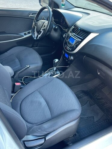 Hyundai Accent 2013, 213,000 km - 1.6 л - Bakı