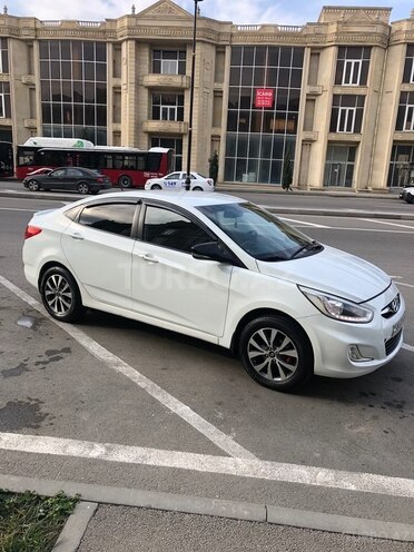 Hyundai Accent 2013, 213,000 km - 1.6 л - Bakı