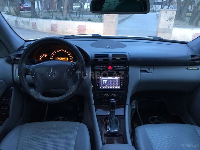 Mercedes C 240 2002, 253,000 km - 2.6 l - Bakı