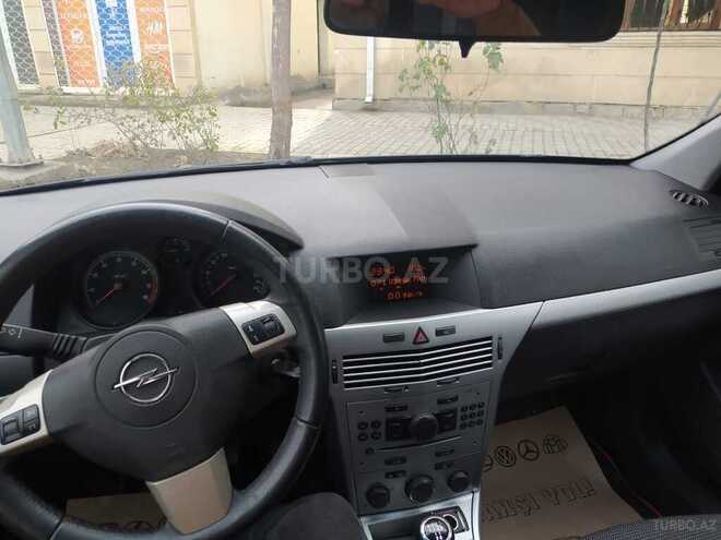 Opel Astra 2010, 230,000 km - 1.4 l - Dəliməmmədli