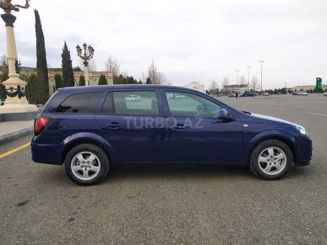 Opel Astra 2010, 230,000 km - 1.4 l - Dəliməmmədli