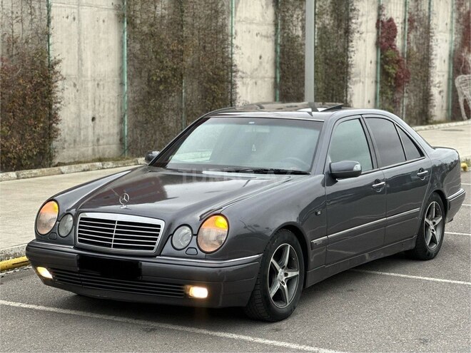 Mercedes E 240 1998, 244,899 km - 2.4 l - Bakı