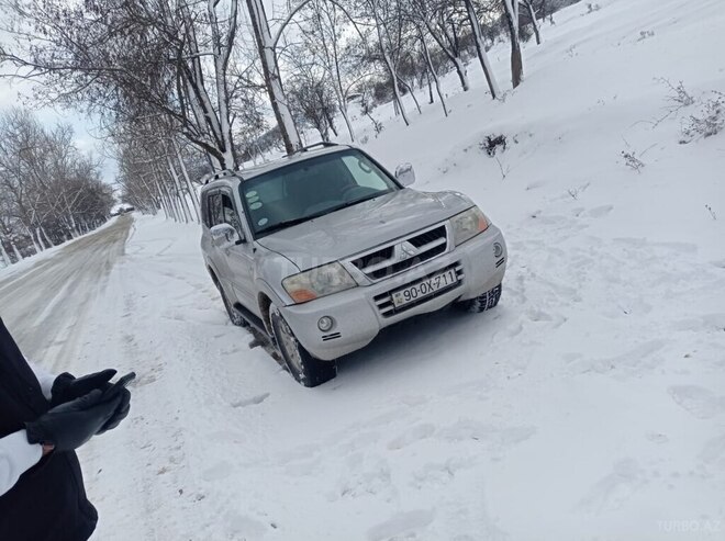 Mitsubishi Pajero 2003, 270,000 km - 3.0 l - Gəncə
