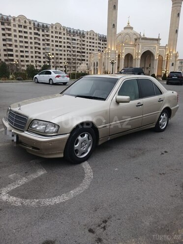 Mercedes C 200 1995, 375,000 km - 2.0 л - Bakı