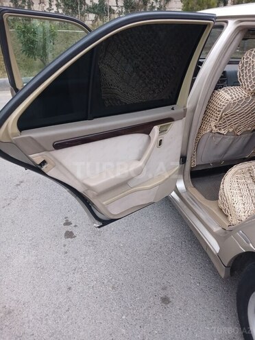 Mercedes C 200 1995, 375,000 km - 2.0 л - Bakı