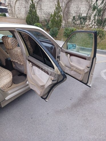 Mercedes C 200 1995, 375,000 km - 2.0 л - Bakı