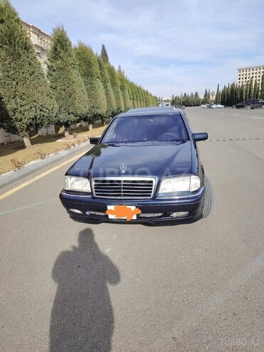 Mercedes C 240 1997, 200,000 km - 2.4 l - Gəncə