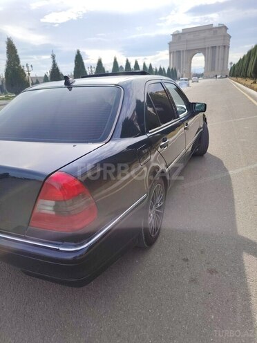 Mercedes C 240 1997, 200,000 km - 2.4 l - Gəncə