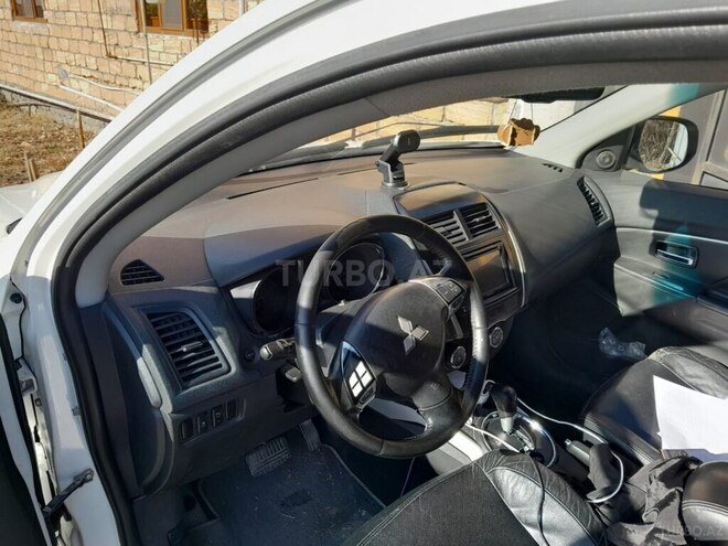 Mitsubishi ASX 2012, 345,796 km - 2.0 l - Qax