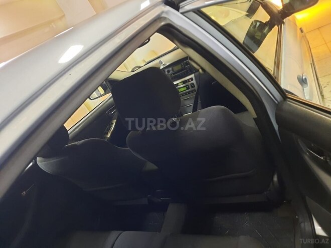 Toyota Corolla 2005, 348,000 km - 1.4 l - Bakı