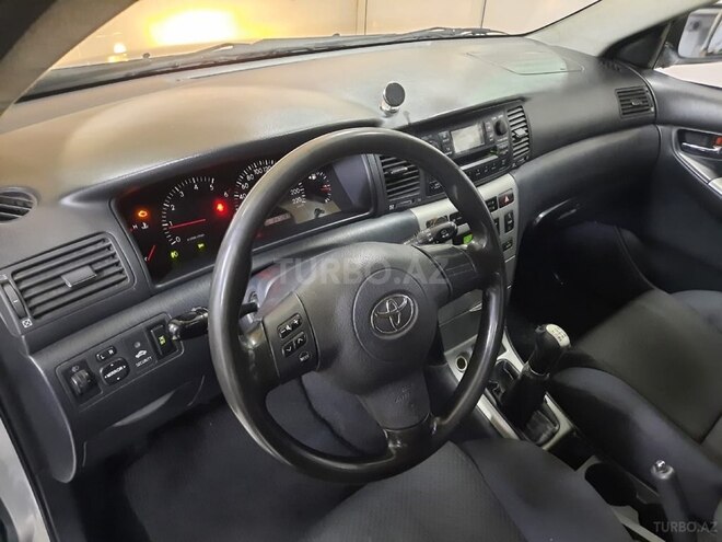 Toyota Corolla 2005, 348,000 km - 1.4 l - Bakı