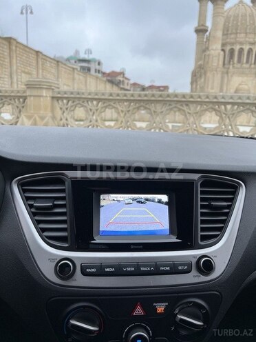 Hyundai Accent 2018, 950,000 km - 1.6 l - Bakı
