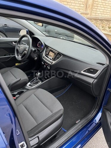 Hyundai Accent 2018, 950,000 km - 1.6 l - Bakı