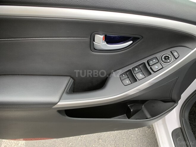 Hyundai i30 2014, 192,000 km - 1.6 l - Bakı