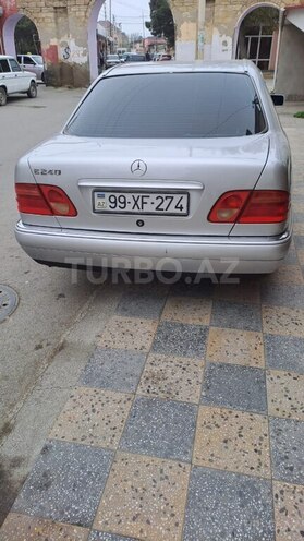 Mercedes E 240 1998, 352,500 km - 2.4 l - Xaçmaz