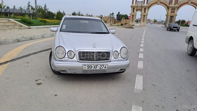Mercedes E 240 1998, 352,500 km - 2.4 l - Xaçmaz