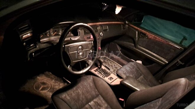 Mercedes E 240 1998, 352,500 km - 2.4 l - Xaçmaz