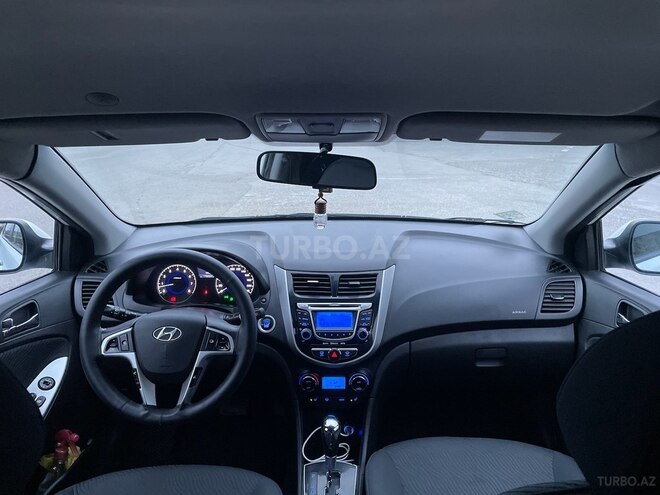 Hyundai Accent 2011, 175,000 km - 1.6 l - Bakı