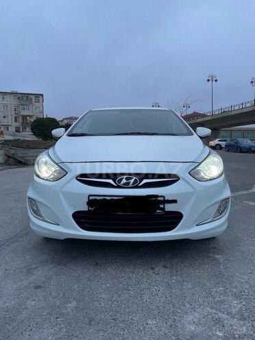 Hyundai Accent 2011, 175,000 km - 1.6 l - Bakı