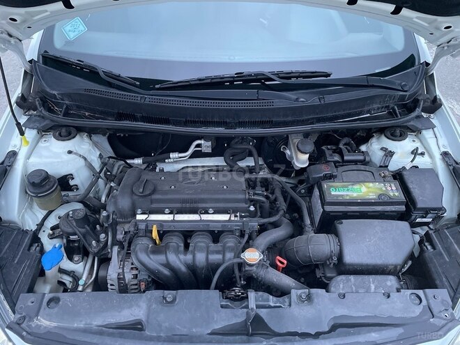 Hyundai Accent 2011, 175,000 km - 1.6 l - Bakı