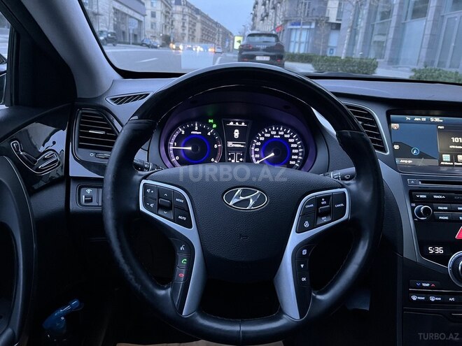 Hyundai Grandeur 2015, 218,913 km - 2.2 л - Bakı
