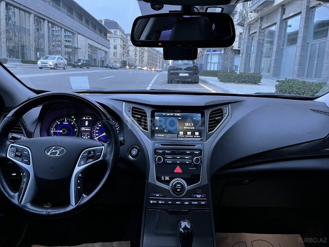 Hyundai Grandeur 2015, 218,913 km - 2.2 л - Bakı
