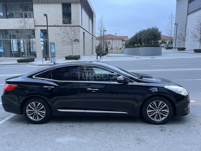 Hyundai Grandeur 2015, 218,913 km - 2.2 л - Bakı
