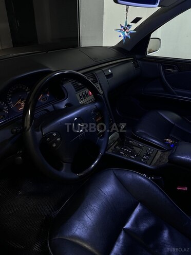Mercedes E 270 2000, 245,123 km - 2.7 l - Bakı