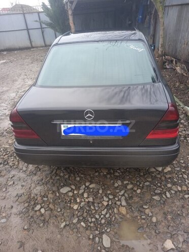 Mercedes C 180 1993, 300,017 km - 1.8 l - Masallı